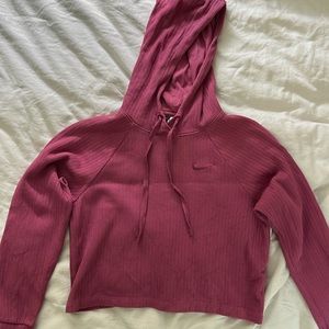 Cropped Nike sweatshirt, size S